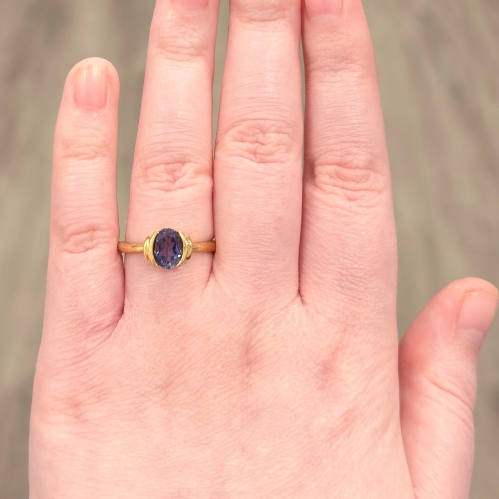 18K Iolite Ring, Natural Violet Oval Cut, Size 8.25, Yellow Gold, Solitaire - Picture 13 of 17